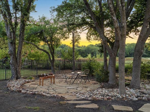 2403  Legend Drive , Heath Texas 75032