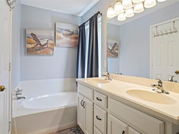 1005  Bayfield Drive , Denton Texas 76209