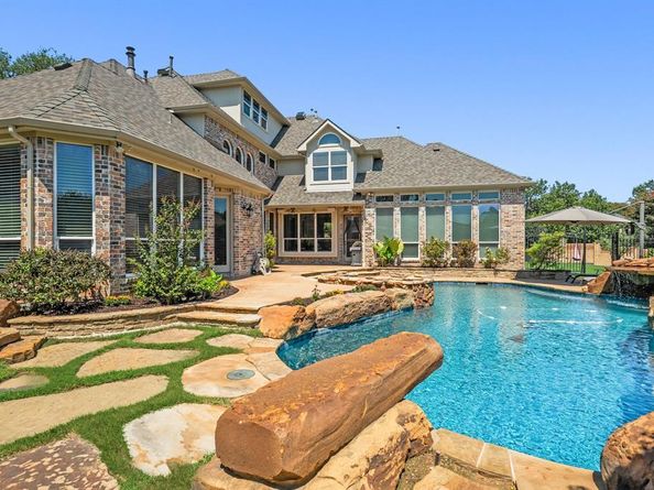 1101  Trail Ridge Drive , McKinney Texas 75072