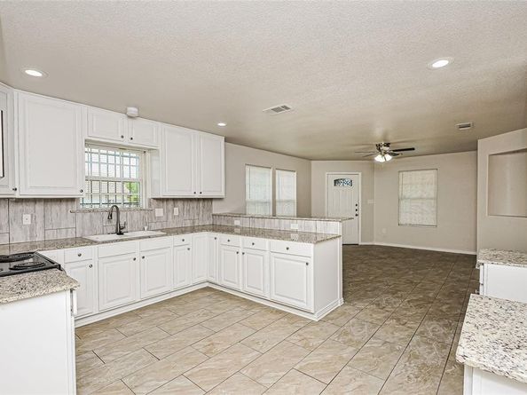 1400  Stewart Street , Fort Worth Texas 76104