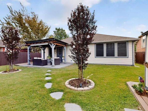1111  Partridge Drive , Aubrey Texas 76227