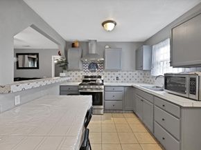 7810  Maxwell Avenue , Dallas Texas 75217