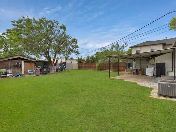 7810  Maxwell Avenue , Dallas Texas 75217