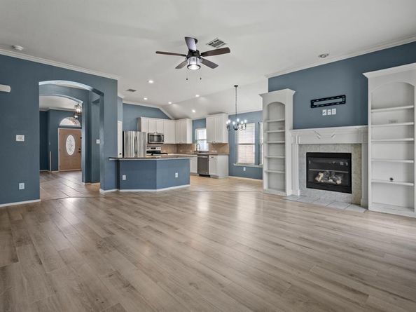 4507  Foxmeadow Trail , Arlington Texas 76017