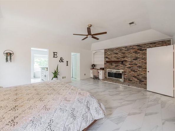 2211  Midhurst Drive , Arlington Texas 76013