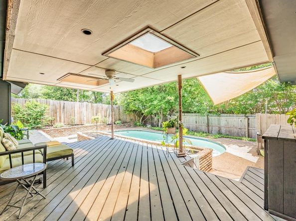 2211  Midhurst Drive , Arlington Texas 76013