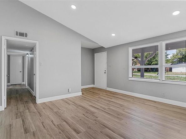 3230  High Vista Drive , Dallas Texas 75234