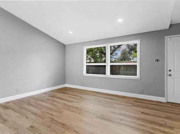 3230  High Vista Drive , Dallas Texas 75234