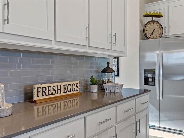 2512  GOLDFINCH Drive , Denton Texas 76205