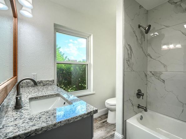 557  Trailcrest Drive , Garland Texas 75043