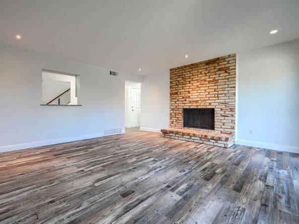 557  Trailcrest Drive , Garland Texas 75043