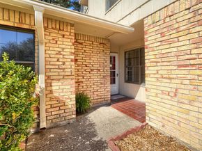 557  Trailcrest Drive , Garland Texas 75043