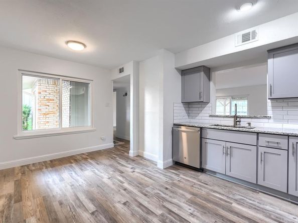 557  Trailcrest Drive , Garland Texas 75043