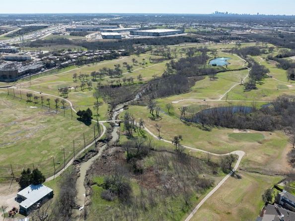 557  Trailcrest Drive , Garland Texas 75043