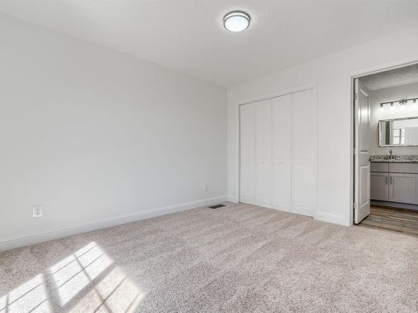 557  Trailcrest Drive , Garland Texas 75043