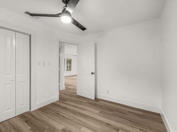 929  Glen Garden Drive , Fort Worth Texas 76104