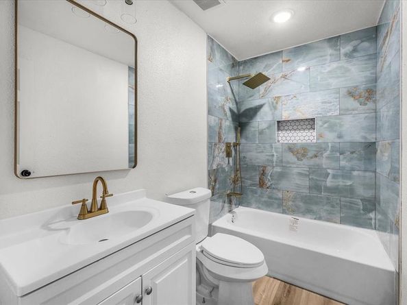 929  Glen Garden Drive , Fort Worth Texas 76104