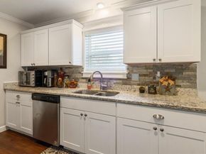 425  Glenhaven Drive , Azle Texas 76020