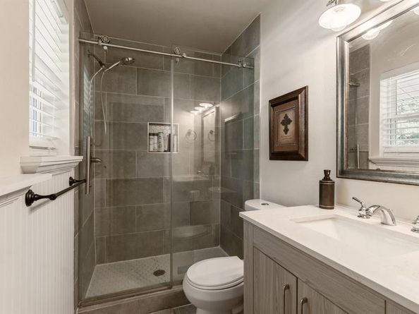 425  Glenhaven Drive , Azle Texas 76020