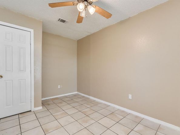 2516  Gerry Way Street , Lancaster Texas 75134