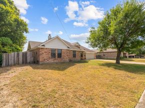 2516  Gerry Way Street , Lancaster Texas 75134