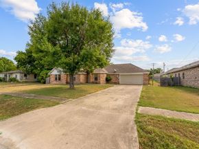 2516  Gerry Way Street , Lancaster Texas 75134