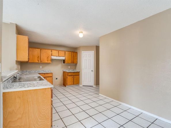 2516  Gerry Way Street , Lancaster Texas 75134