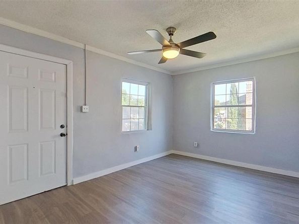 641 S Redford Lane , White Settlement Texas 76108