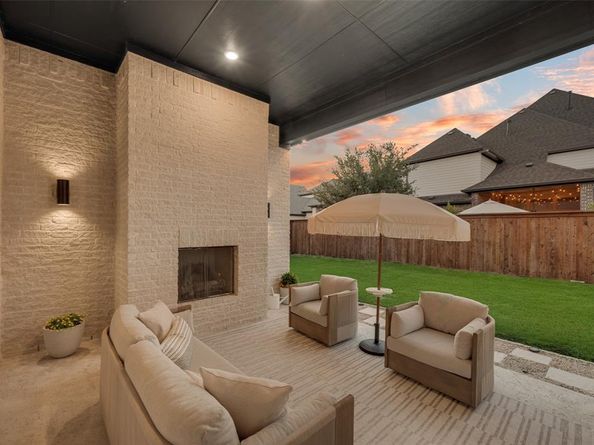 4023  Heatherton Drive , Celina Texas 75009