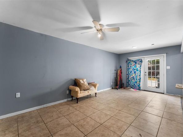2405  Summit Drive , Irving Texas 75062