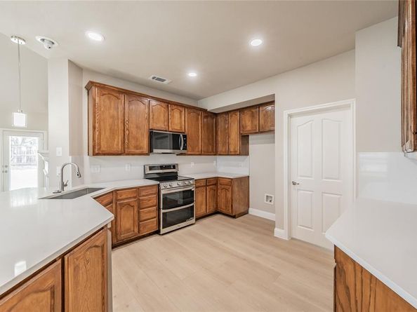 9420  Shields Street , Fort Worth Texas 76244