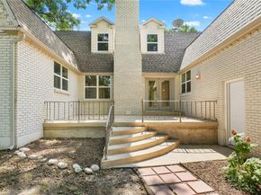 9531  Vinewood Drive , Dallas Texas 75228