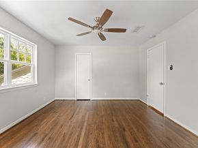 9531  Vinewood Drive , Dallas Texas 75228