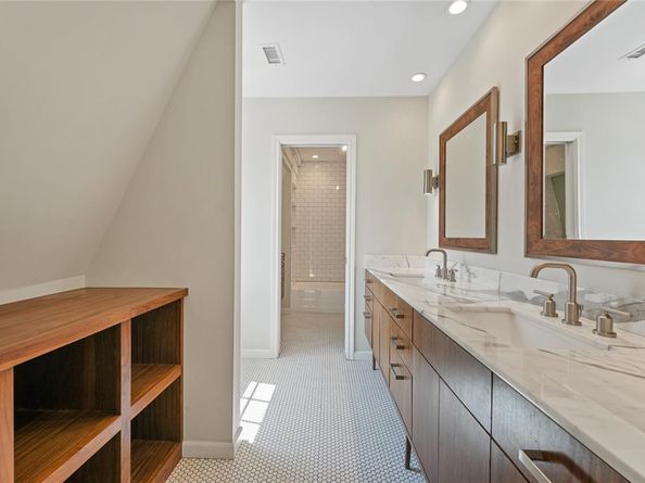9531  Vinewood Drive , Dallas Texas 75228