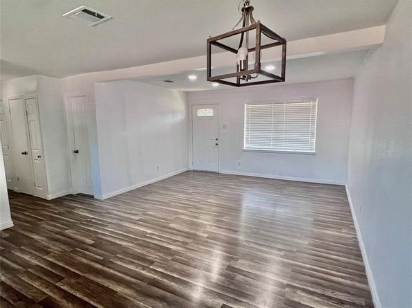 421 W Grubb Drive , Mesquite Texas 75149