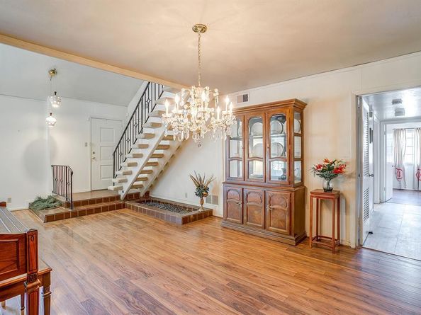 1102  Edwards Court N, Irving Texas 75062