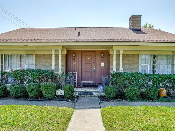 1102  Edwards Court N, Irving Texas 75062
