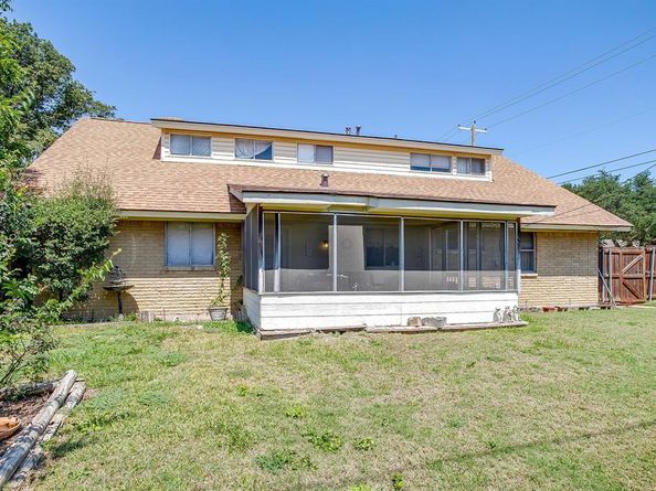 1102  Edwards Court N, Irving Texas 75062