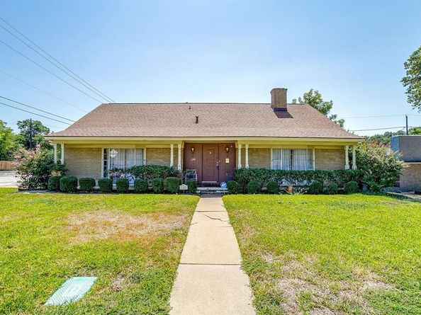 1102  Edwards Court N, Irving Texas 75062
