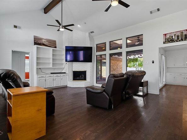 4034  Cobblers Lane , Dallas Texas 75287
