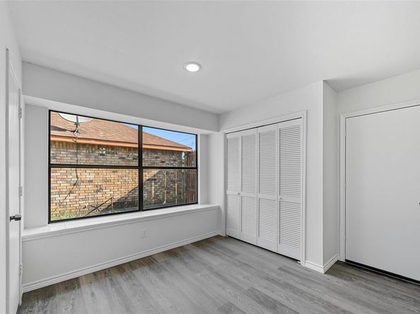 5144  Freestone Circle , Dallas Texas 75227