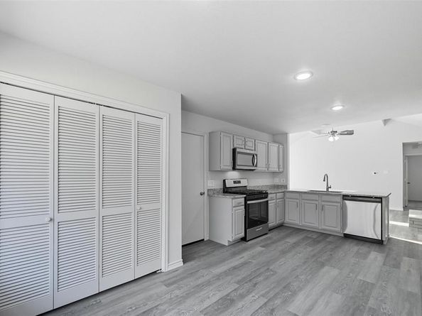5144  Freestone Circle , Dallas Texas 75227