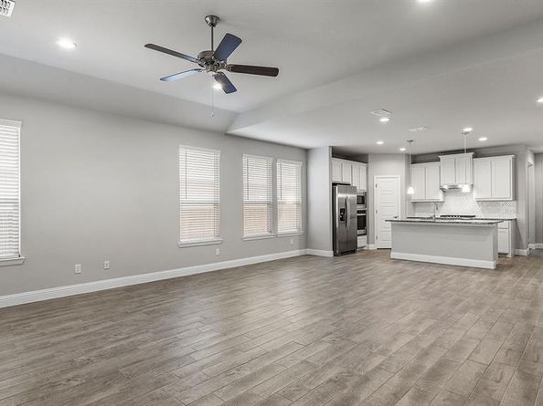 2621  MCCORMICK Street , Denton Texas 76205