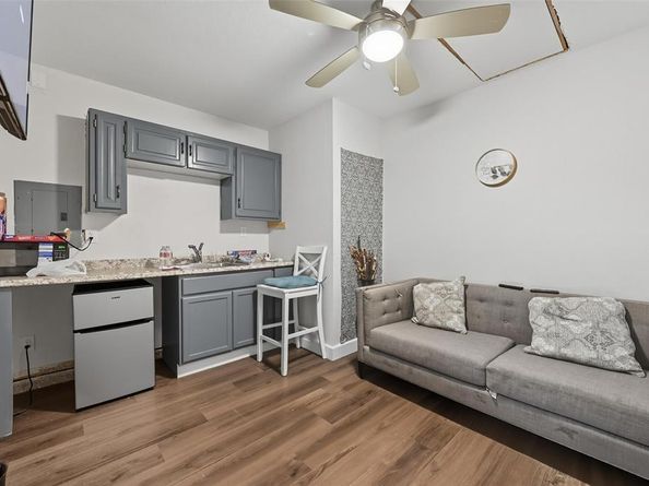 801  Via Avenida  , Mesquite Texas 75150