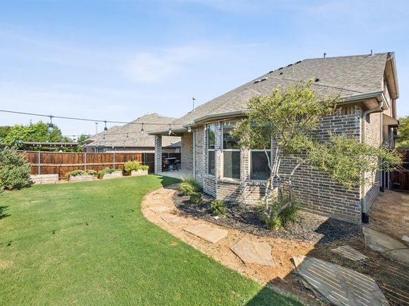 2352  Mare Road , Carrollton Texas 75010