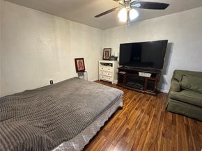 407 S Garrett Avenue , Dallas Texas 75223