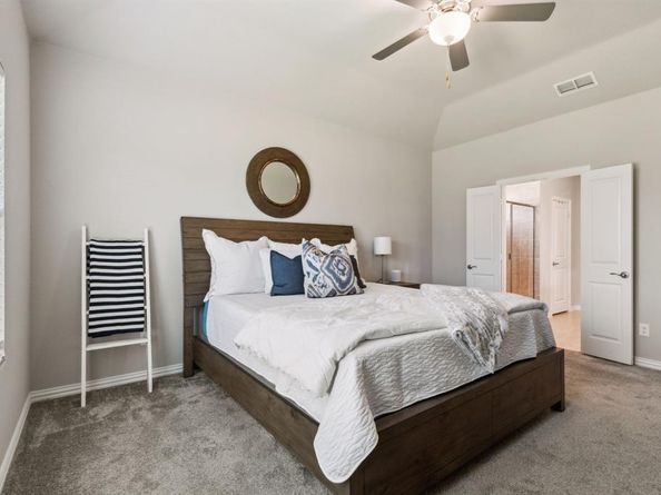 452  Ella Lane , Fate Texas 75087