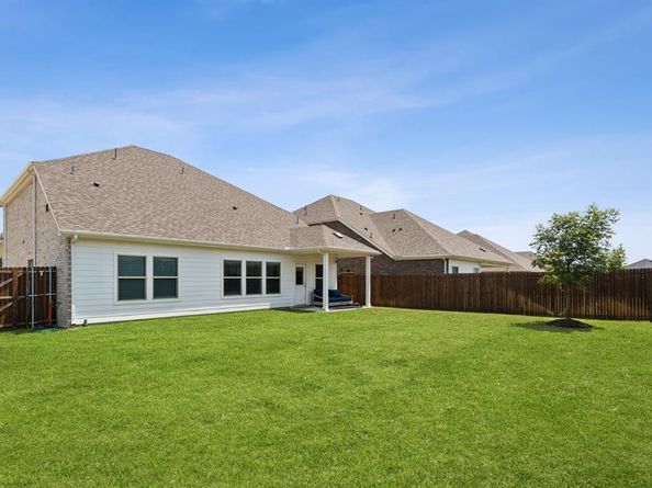 452  Ella Lane , Fate Texas 75087