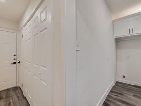 447 W Clarendon Drive , Dallas Texas 75208