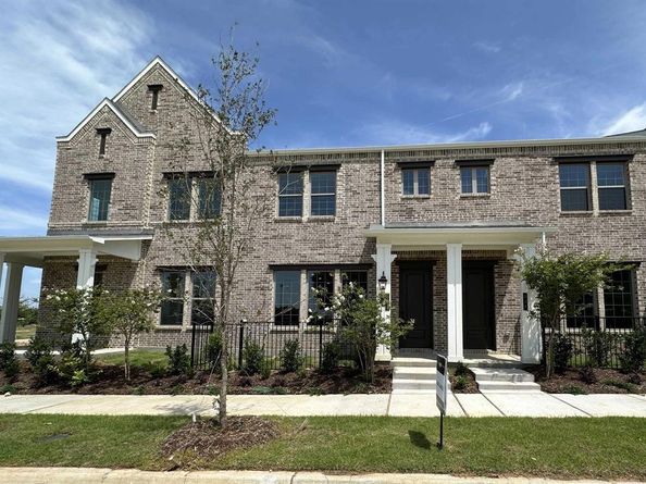634  Big Bend Drive , Mansfield Texas 76063